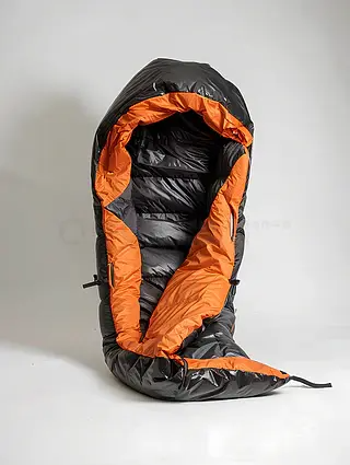 Down sleeping bag